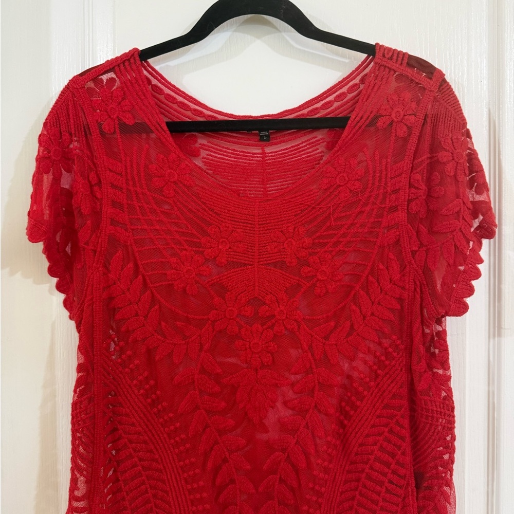 Express lace short-sleeve top in red, size L